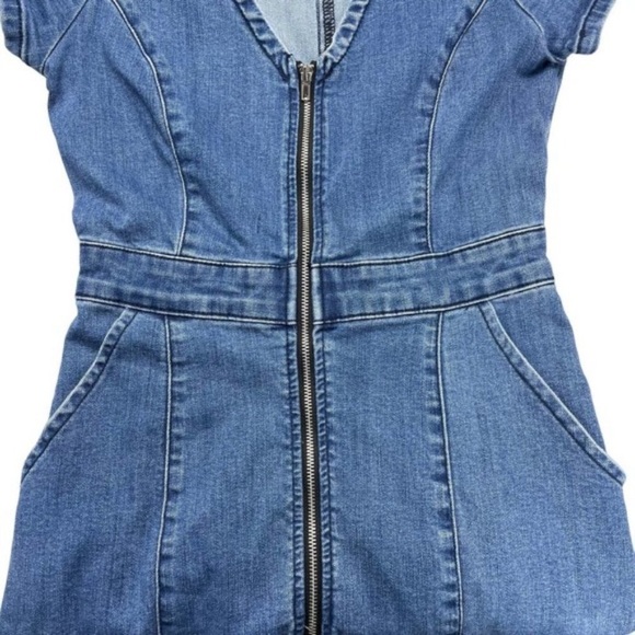 Guess Denim Dress - Picture 4 of 5